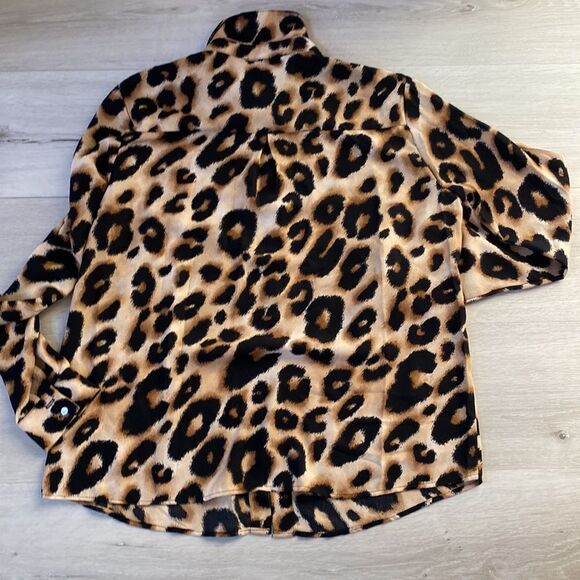 Forever 21 Leopard Print Oversized Button-Up Shirt S NWT - Picture 7 of 7